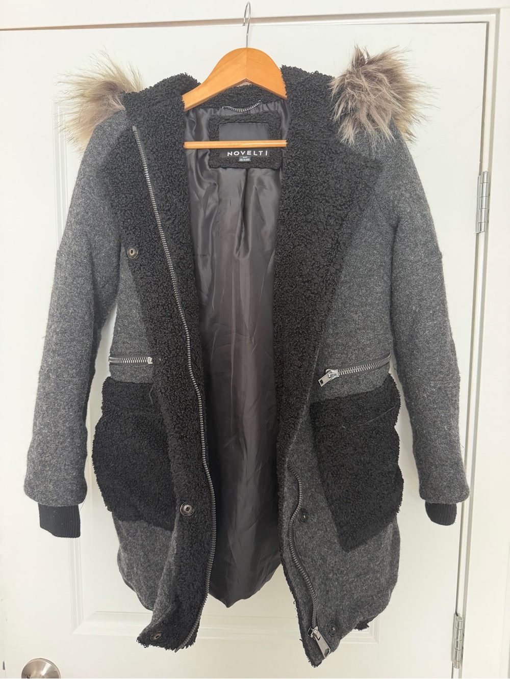 Novelti Women's Gray Hooded Faux-Fur Trim Sherpa Puffer Coat